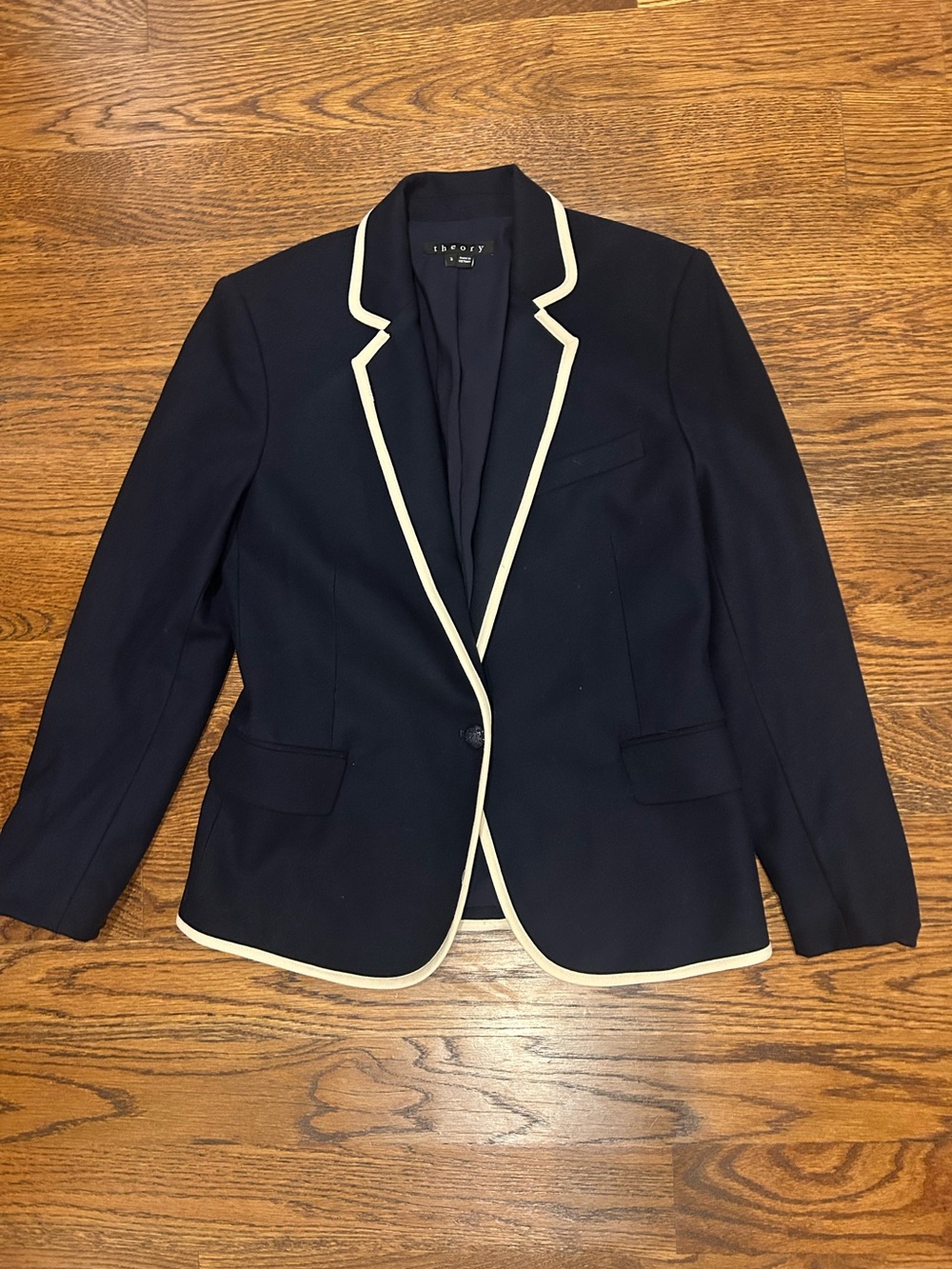 Theory Elisity wool Blazer navy with ivory trim size 2
